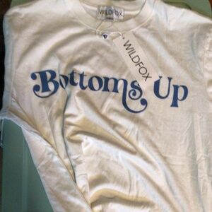 NEW! WILDFOX Bottoms up tee